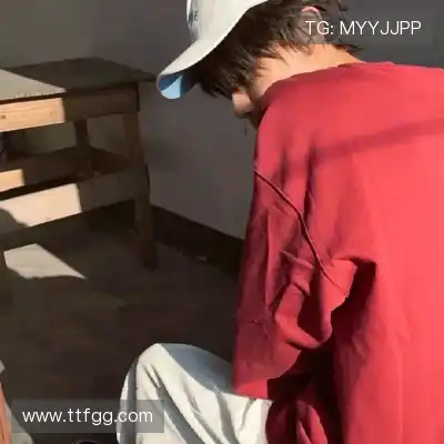 滑鹤迅